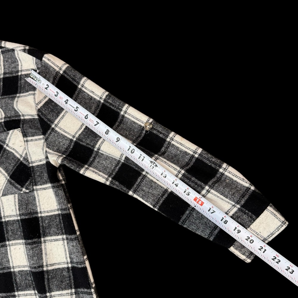 Dizzy Lizzy Plaid Raw Hem Long Button Down Flannel‎ Cardigan Jacket Sz M #68 - Picture 5 of 8